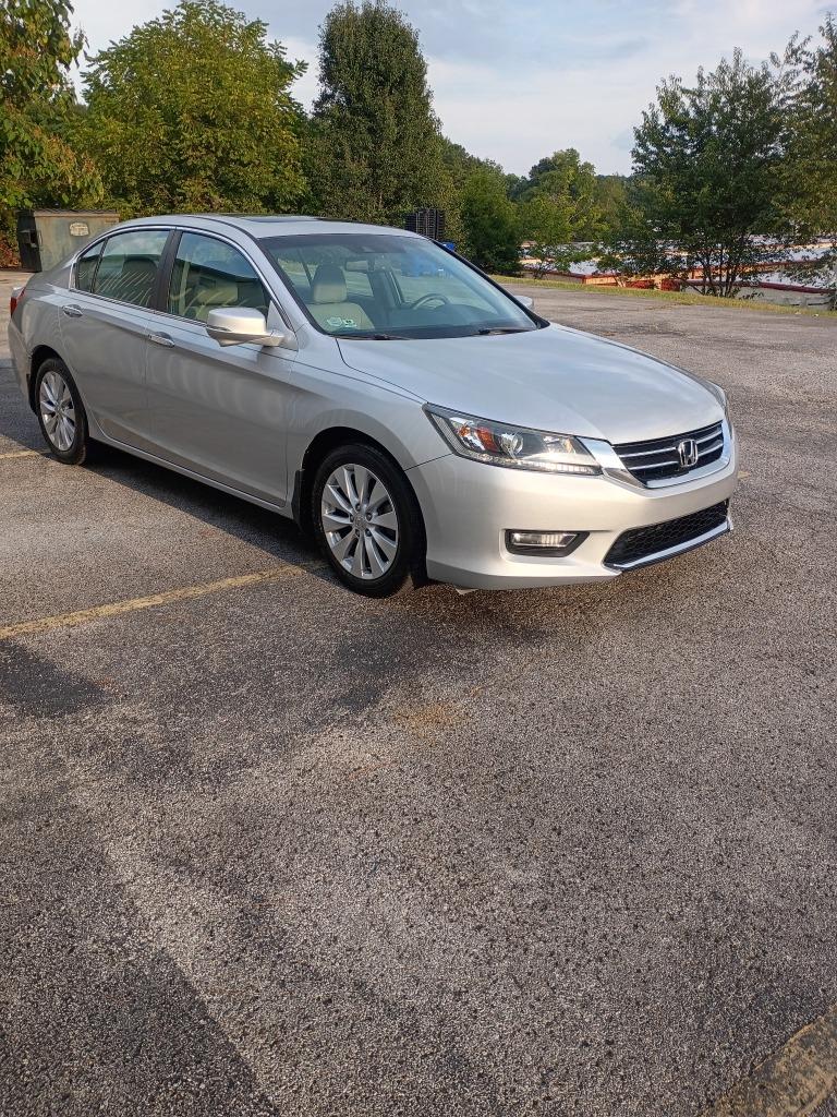 2013 Honda Accord - $12,987