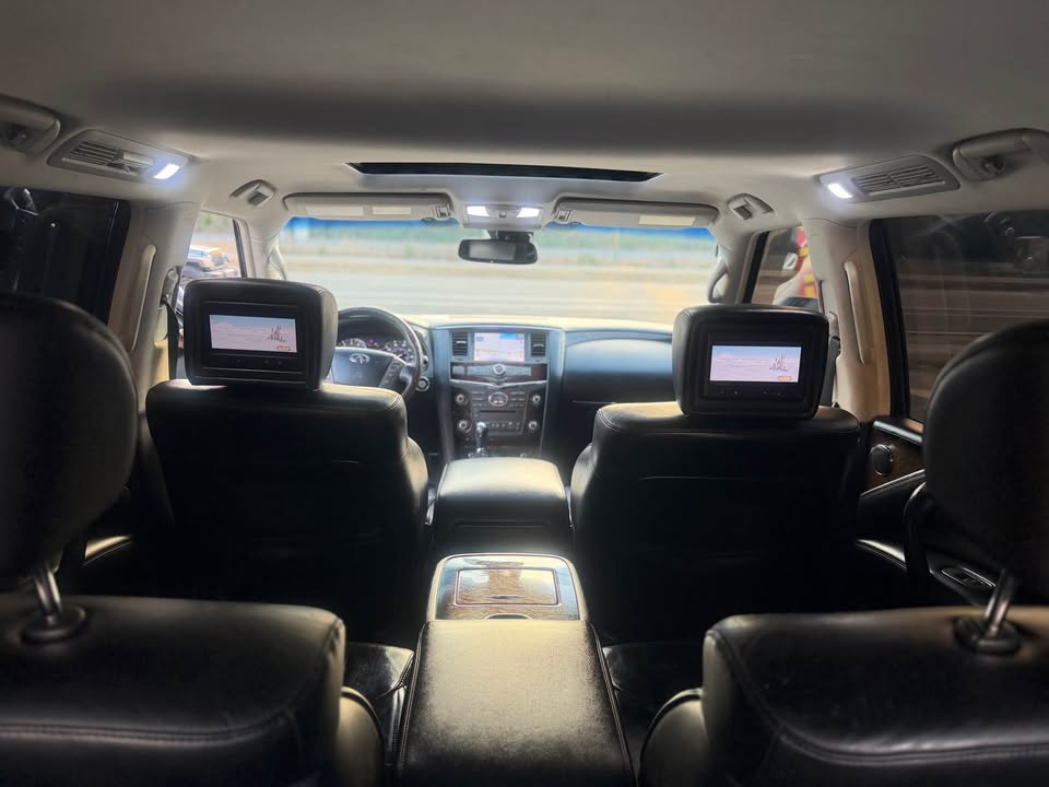 2014 INFINITI QX80 - $8,600