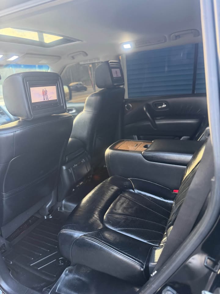2014 INFINITI QX80 - $8,600