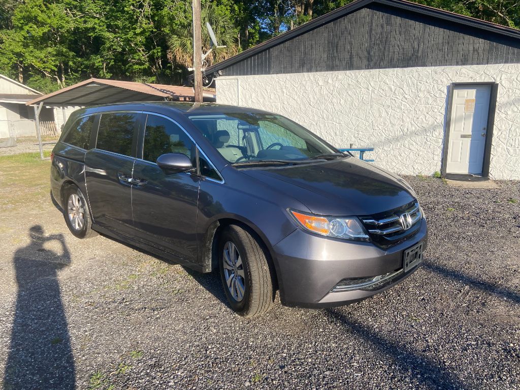 2015 Honda Odyssey - $8,800