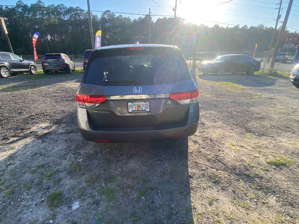 2015 Honda Odyssey - $8,800