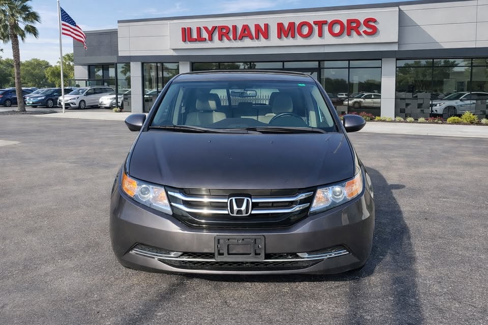 2015 Honda Odyssey - $8,800