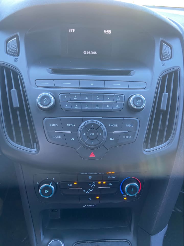 2015 Ford Focus - $4,800