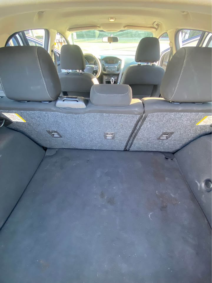 2015 Ford Focus - $4,800