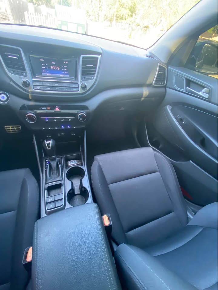 2017 Hyundai Tucson - $11,800