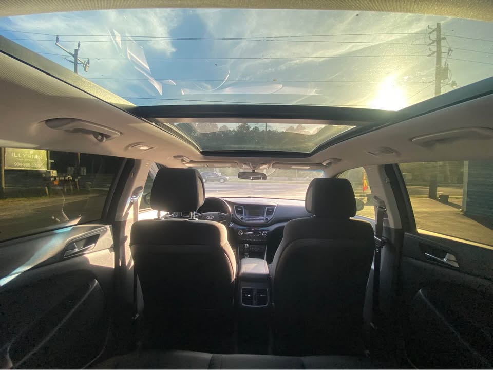 2017 Hyundai Tucson - $11,800