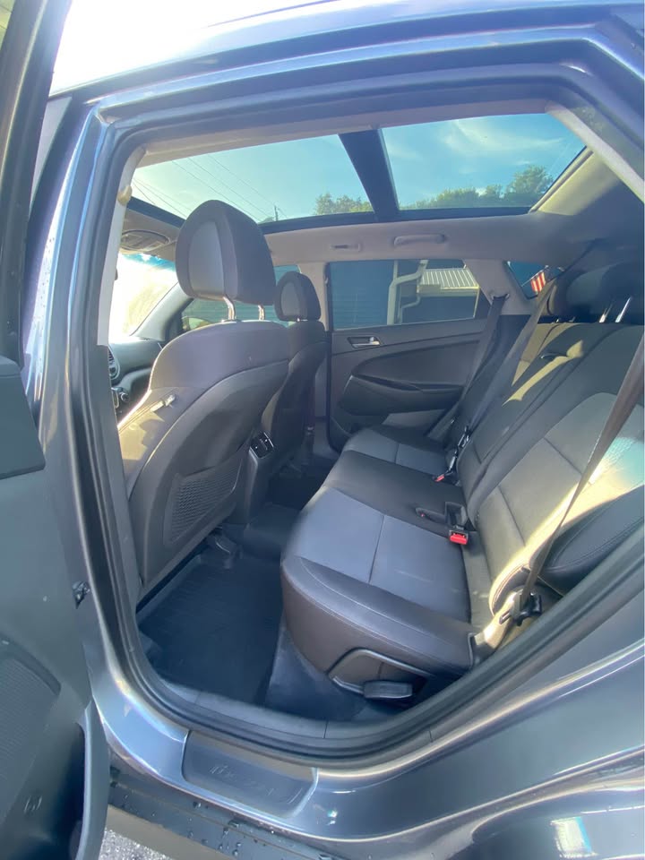 2017 Hyundai Tucson - $11,800