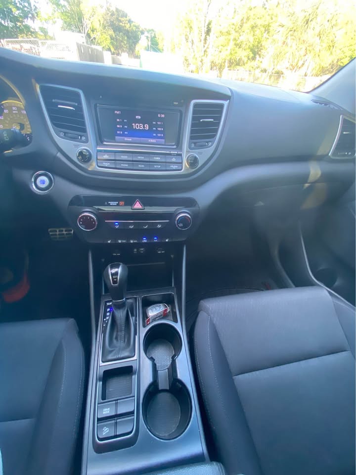 2017 Hyundai Tucson - $11,800