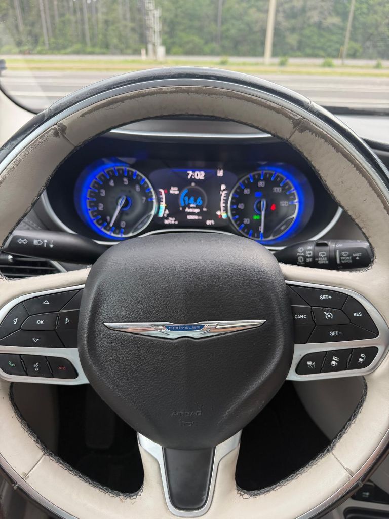 2018 Chrysler Pacifica - $12,500