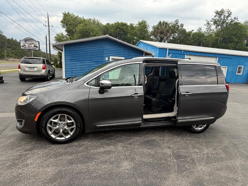 2018 Chrysler Pacifica - $12,500