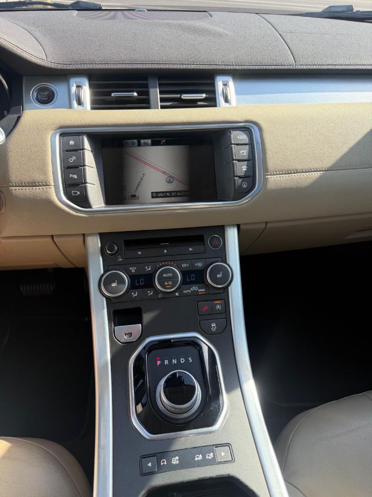 2016 Land Rover Range Rover Evoque - $11,500