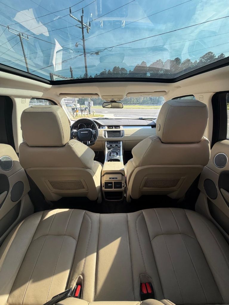 2016 Land Rover Range Rover Evoque - $11,500