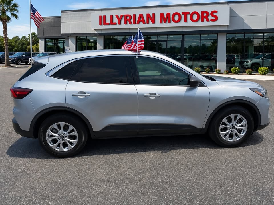 2024 Ford Escape - $19,500