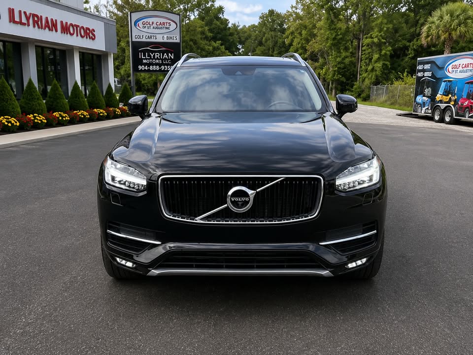 2017 Volvo XC90 - $14,000