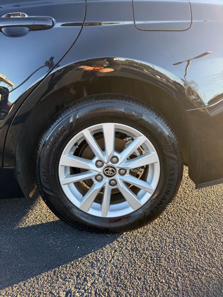 2025 Toyota Camry - $24,325