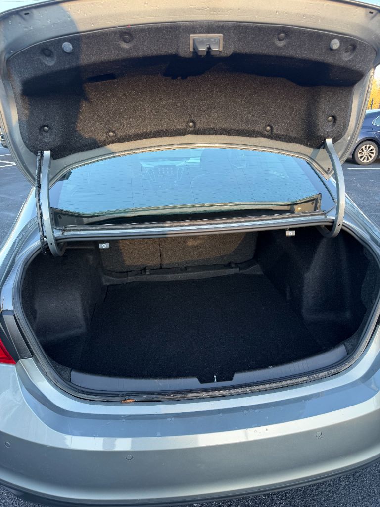 2024 Chevrolet Malibu - $18,755