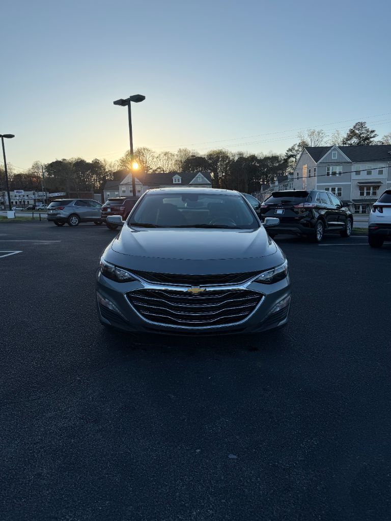 2024 Chevrolet Malibu - $18,755