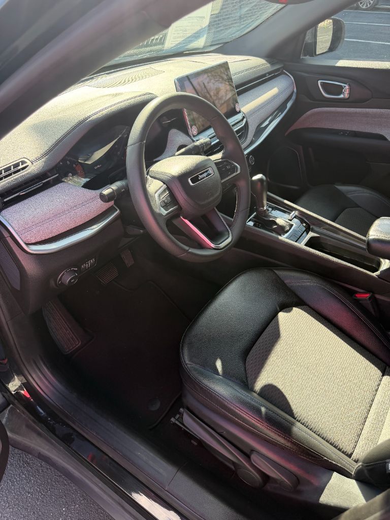 2024 Jeep Compass - $19,500