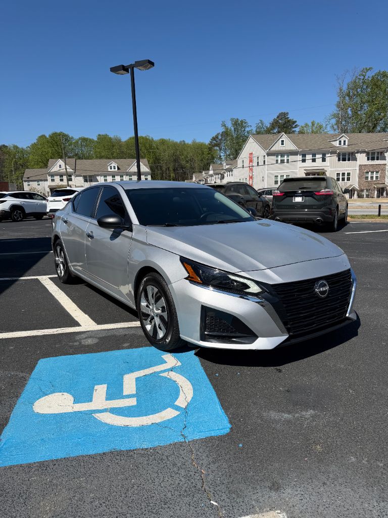 2024 Nissan Altima - $17,622