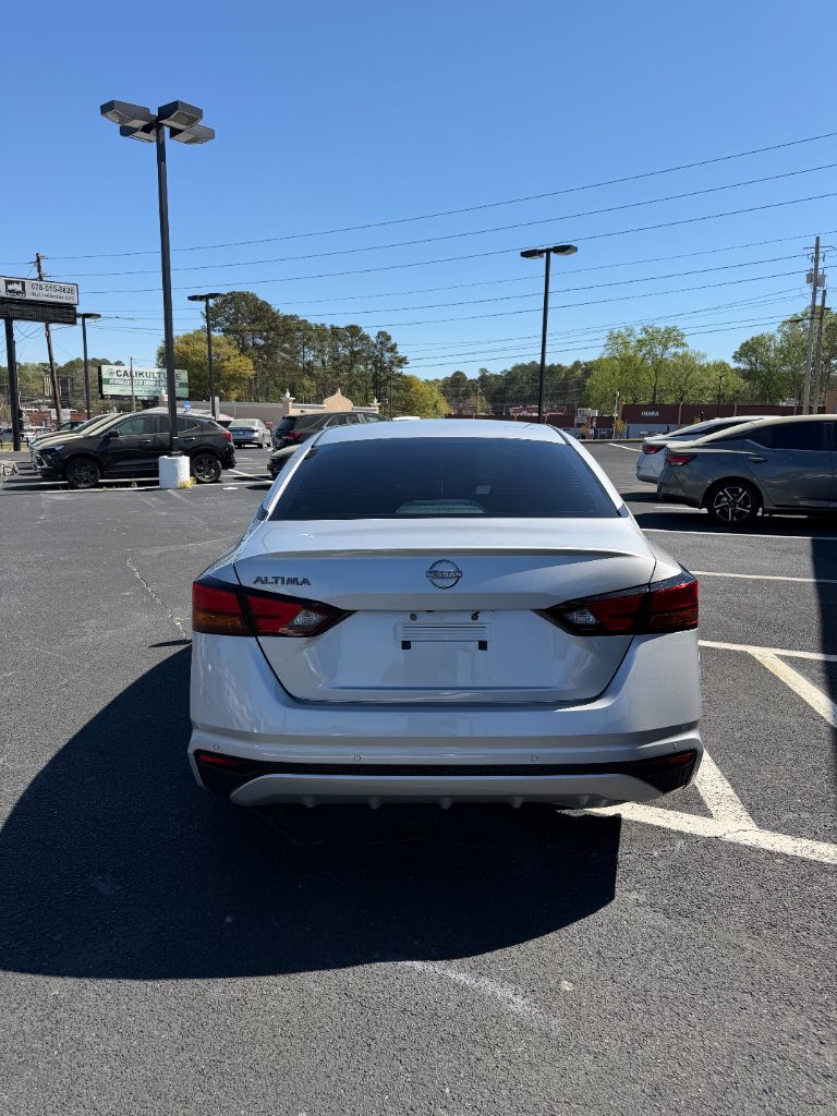 2024 Nissan Altima - $17,622