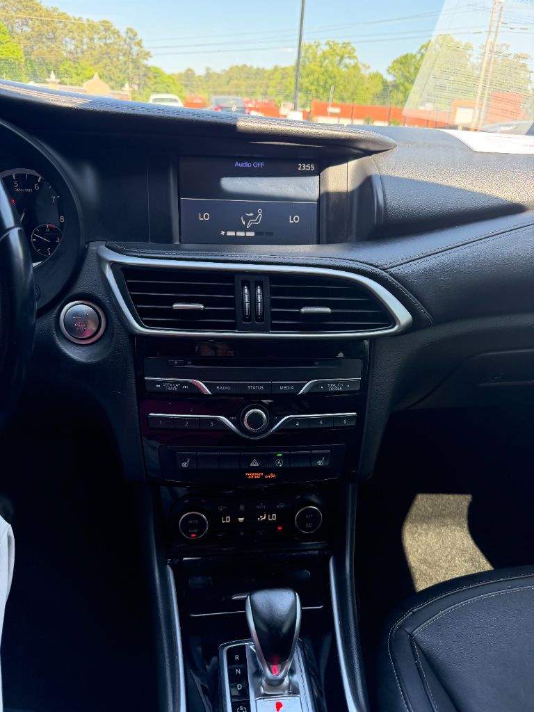 2018 INFINITI QX30 - $19,669