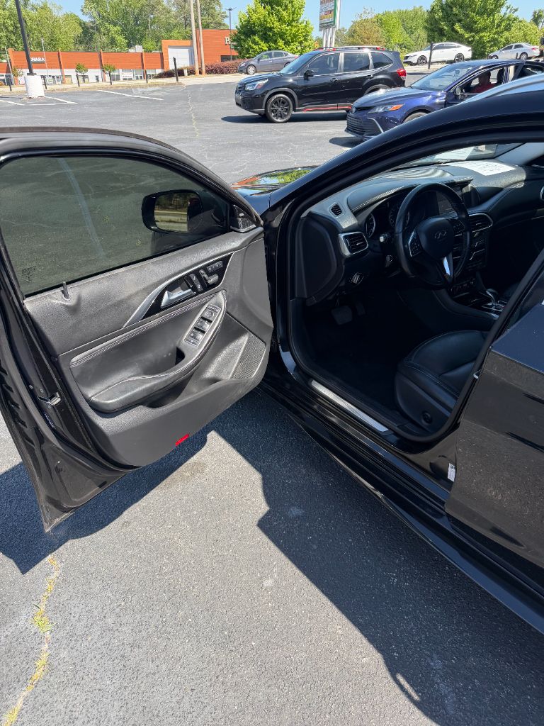 2018 INFINITI QX30 - $19,669
