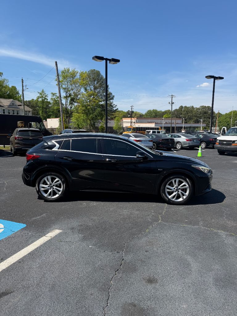 2018 INFINITI QX30 - $19,669