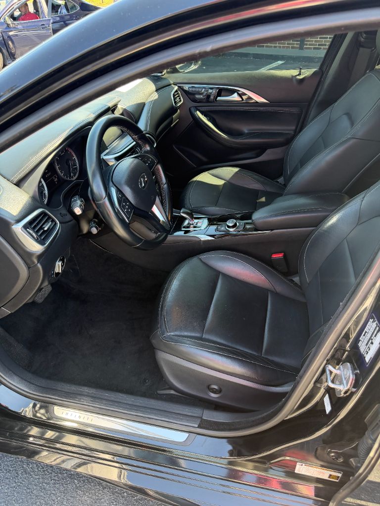 2018 INFINITI QX30 - $19,669