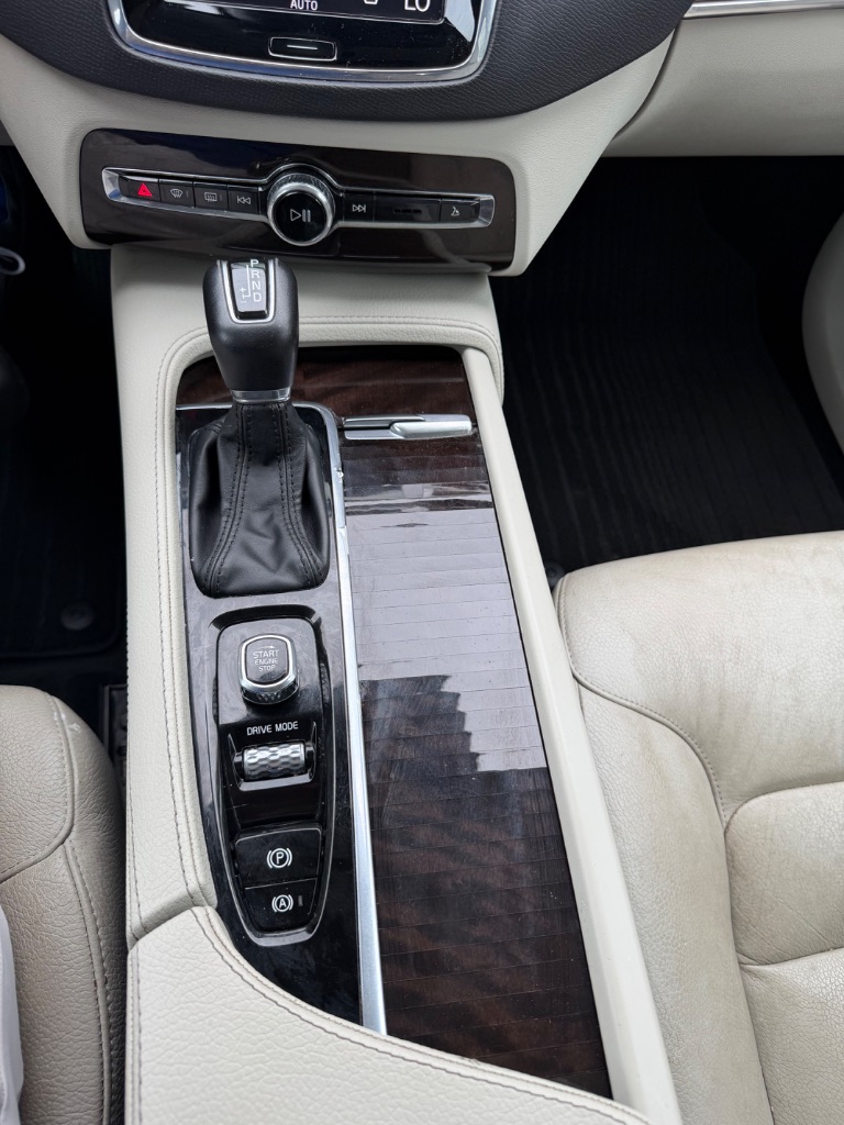 2019 Volvo XC90 - $19,322