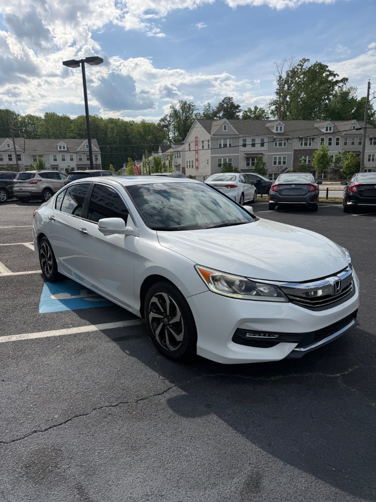 2017 Honda Accord - $21,690