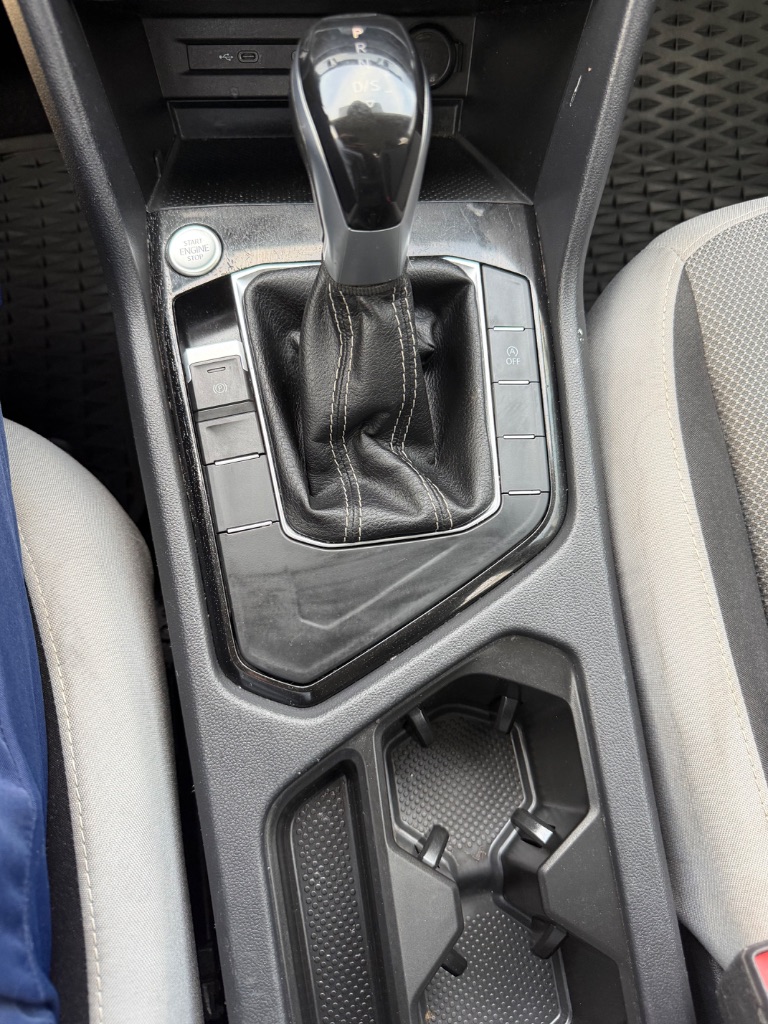 2024 Volkswagen Taos - $17,822