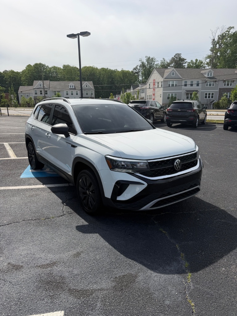 2024 Volkswagen Taos - $17,822