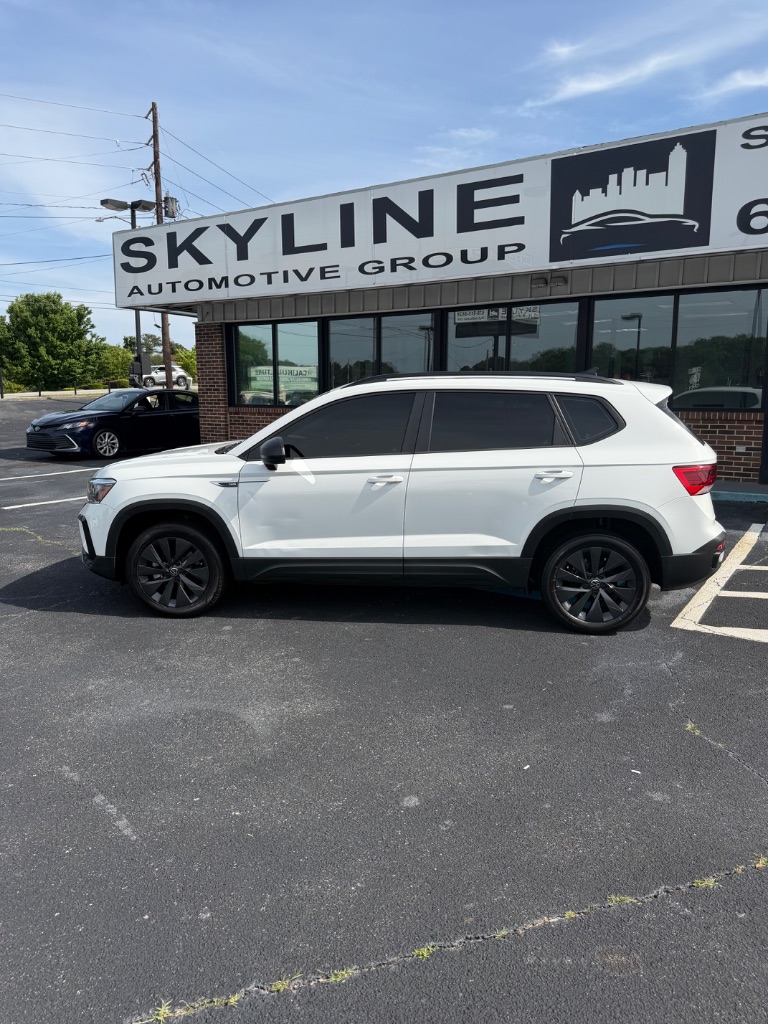 2024 Volkswagen Taos - $17,822