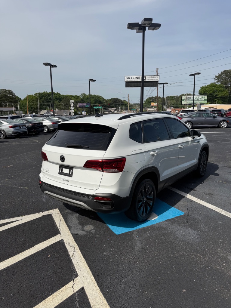 2024 Volkswagen Taos - $17,822