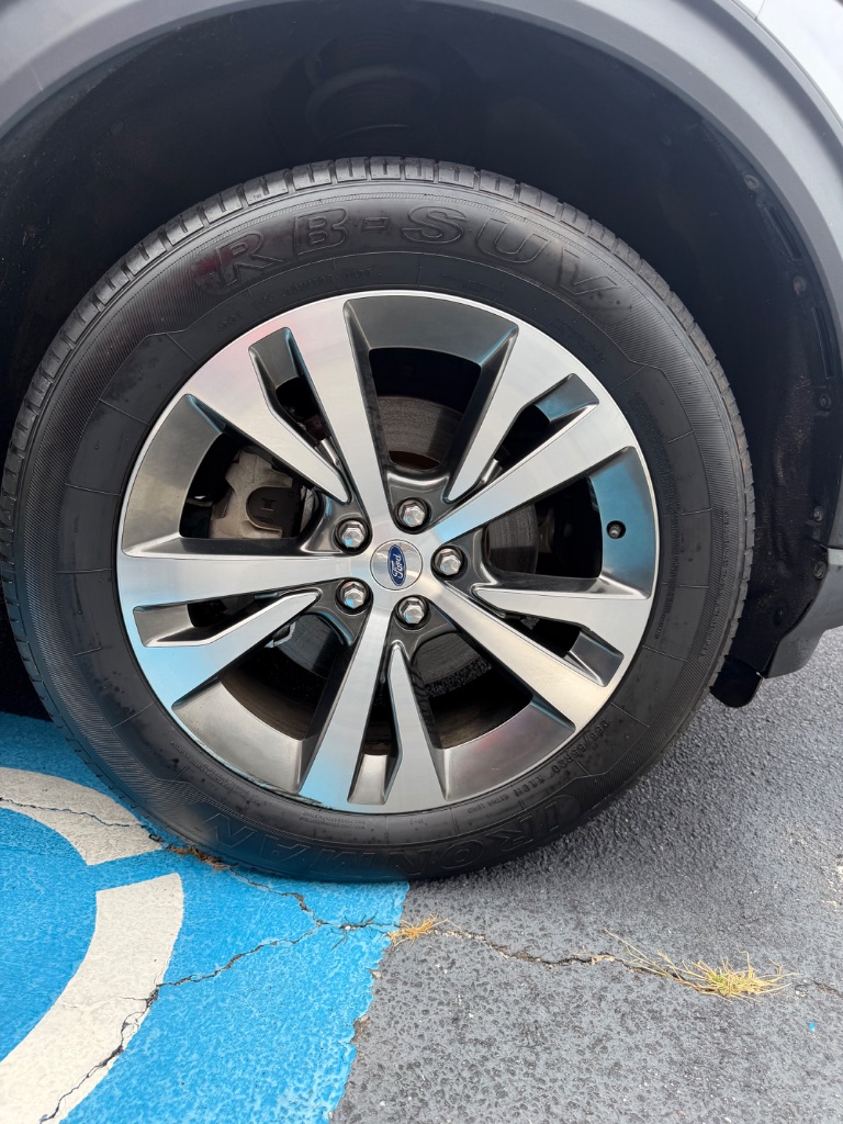 2020 Ford Explorer - $23,455