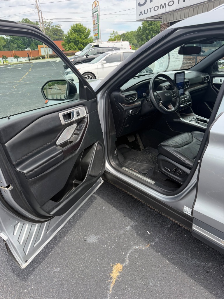 2020 Ford Explorer - $23,455