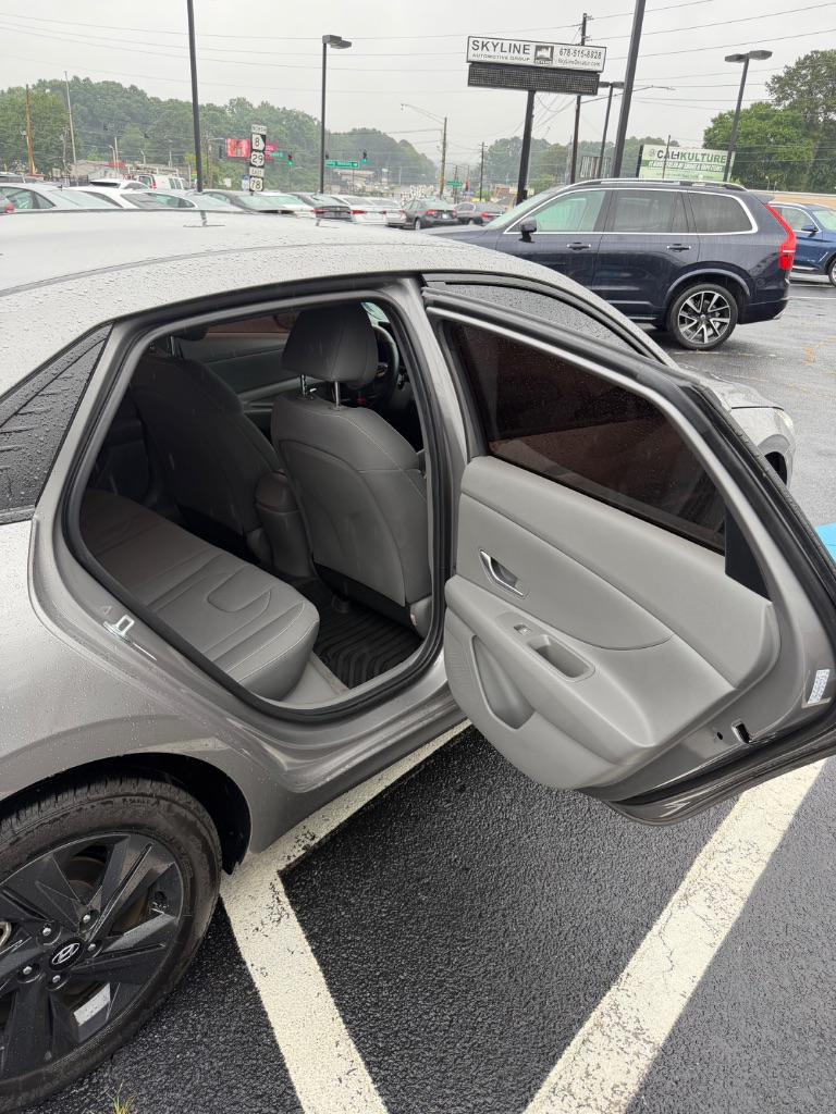 2023 Hyundai Elantra - $18,880