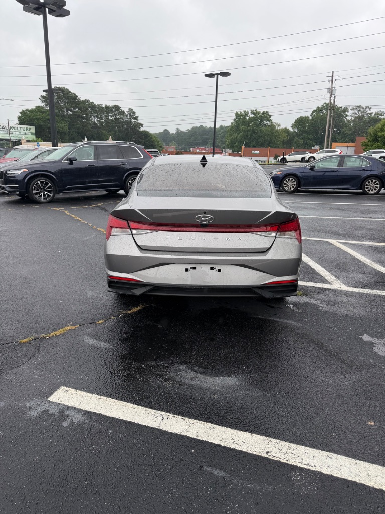 2023 Hyundai Elantra - $18,880