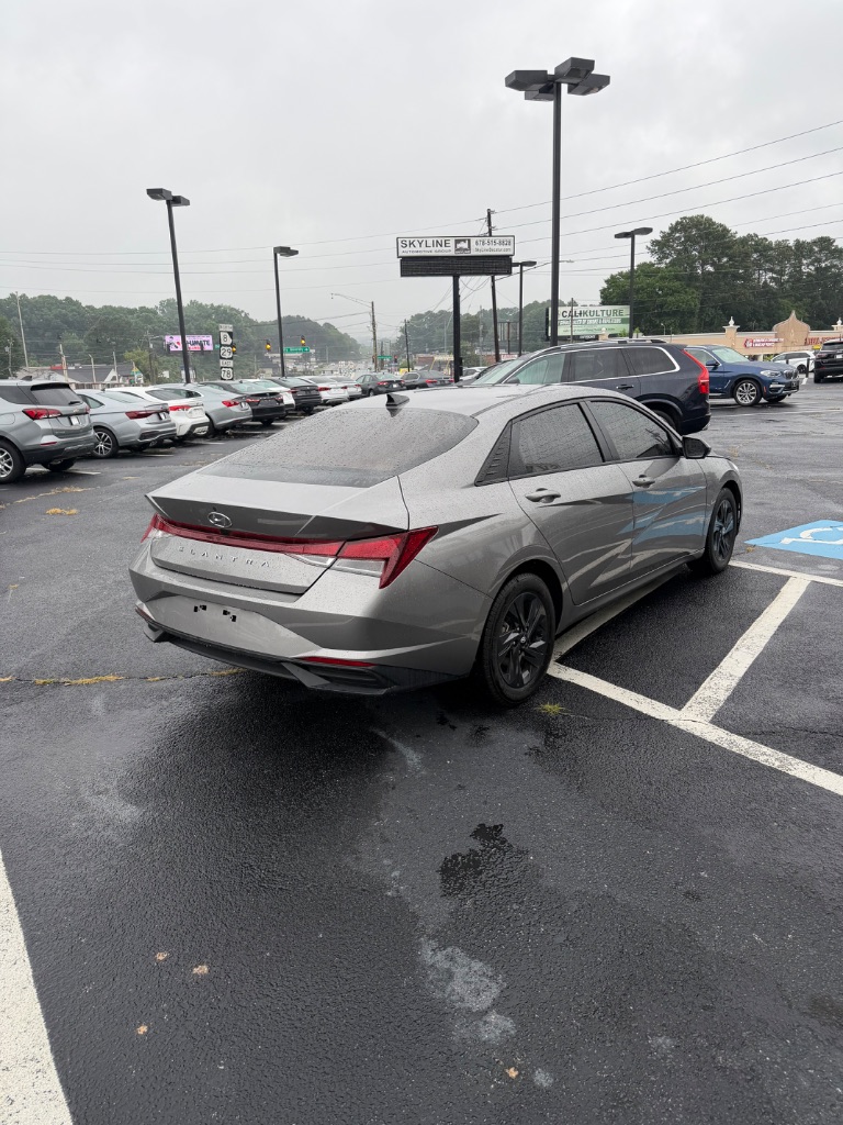 2023 Hyundai Elantra - $18,880