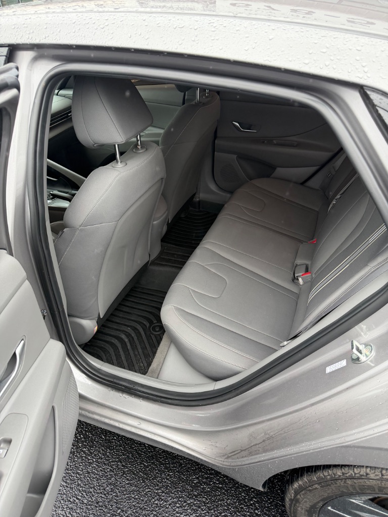 2023 Hyundai Elantra - $18,880