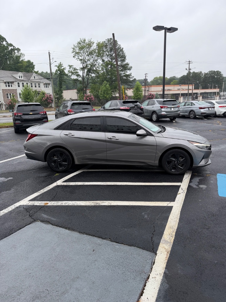 2023 Hyundai Elantra - $18,880