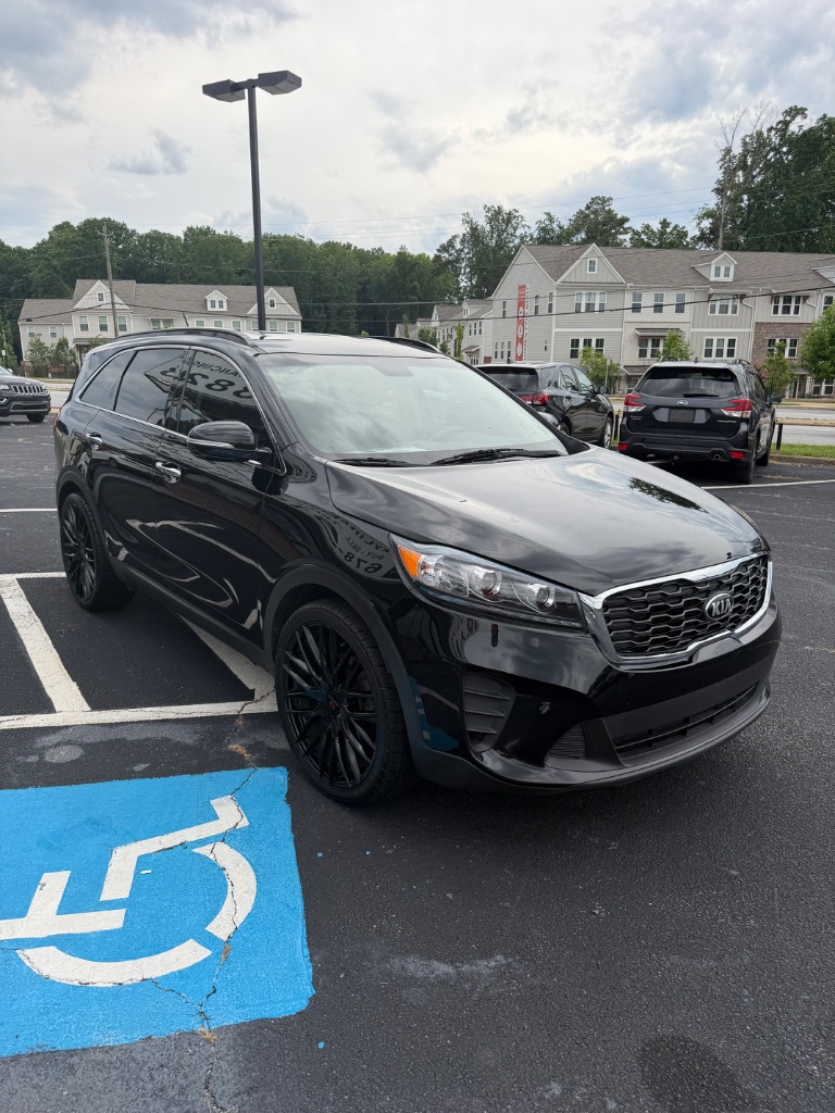 2019 Kia Sorento - $13,944