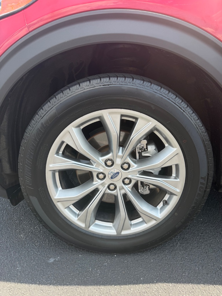 2021 Ford Explorer - $24,333