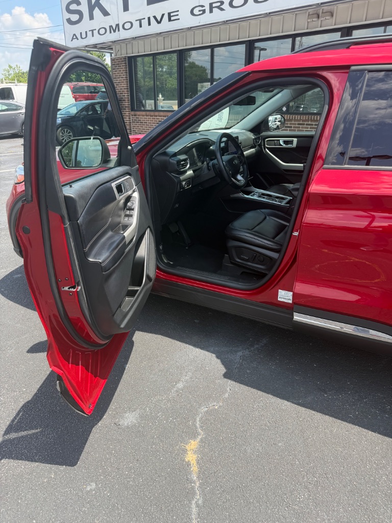 2021 Ford Explorer - $24,333