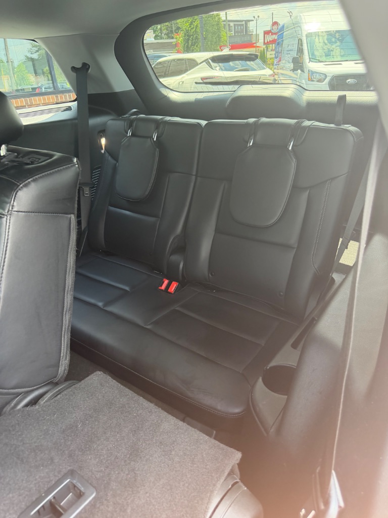 2021 Ford Explorer - $24,333