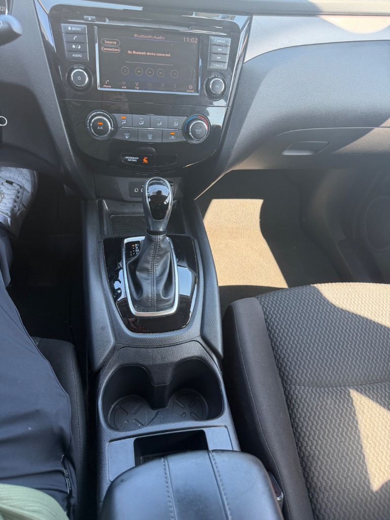 2020 Nissan Rogue - $12,700