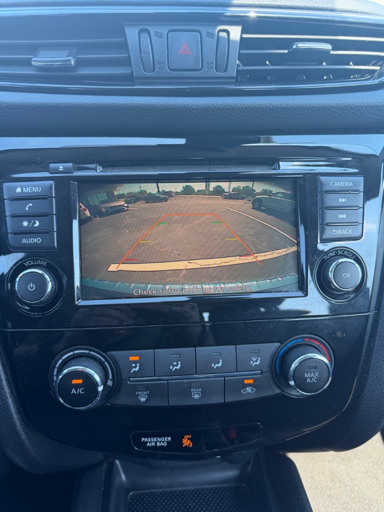 2020 Nissan Rogue - $12,700
