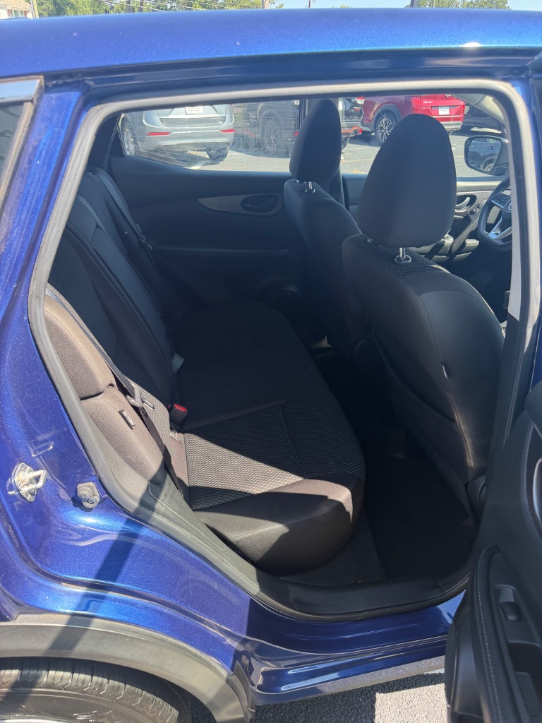 2020 Nissan Rogue - $12,700