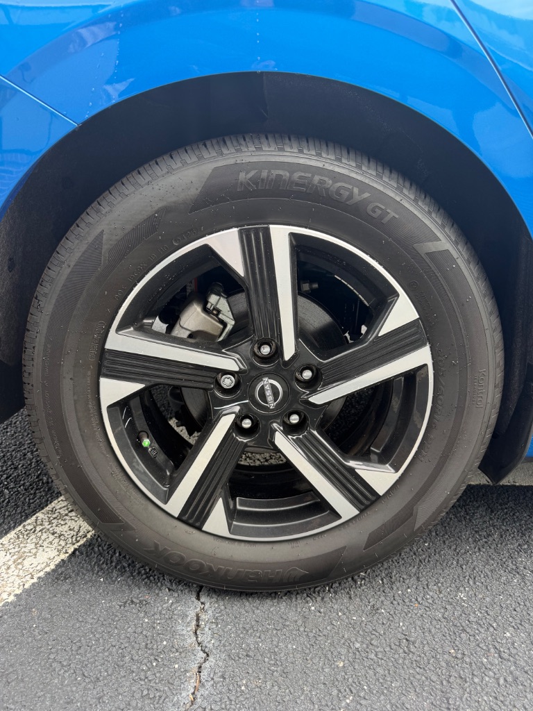 2025 Nissan Sentra - $23,552