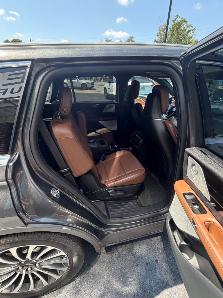2020 Lincoln Aviator